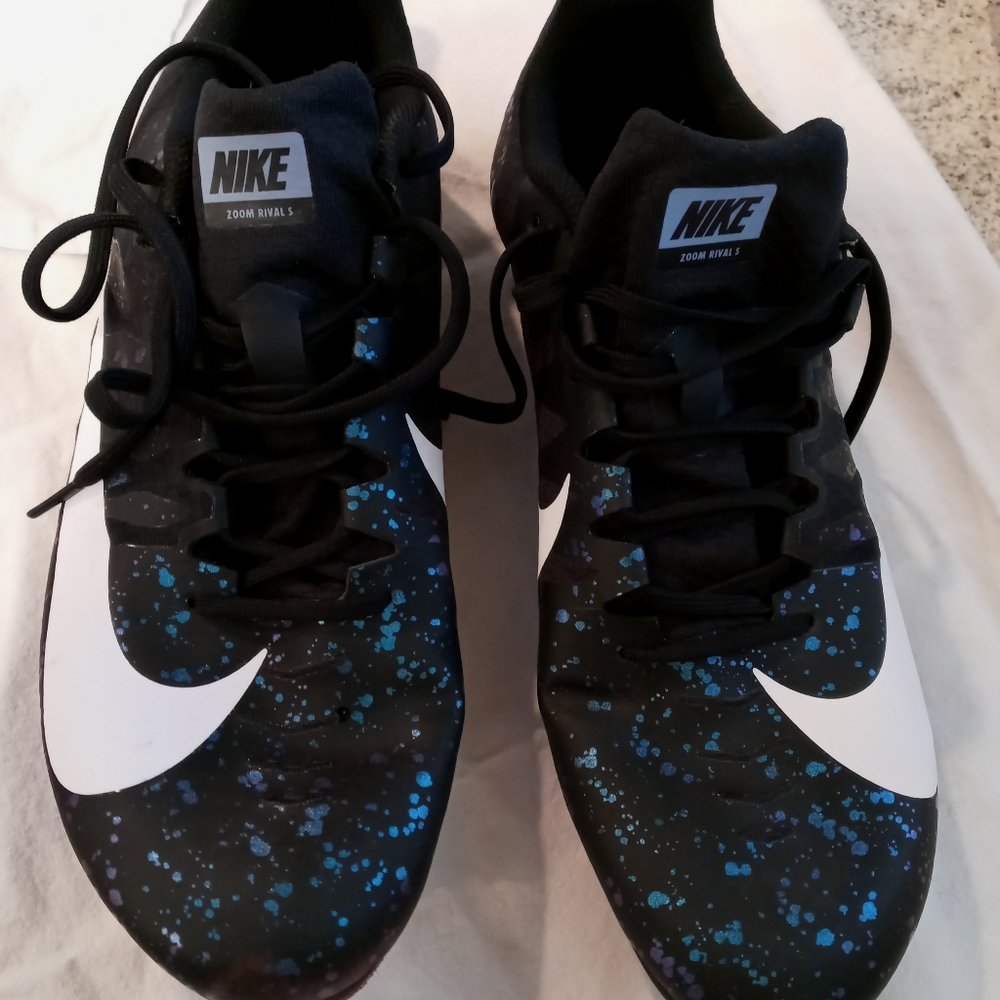 Mens Nike track shoes